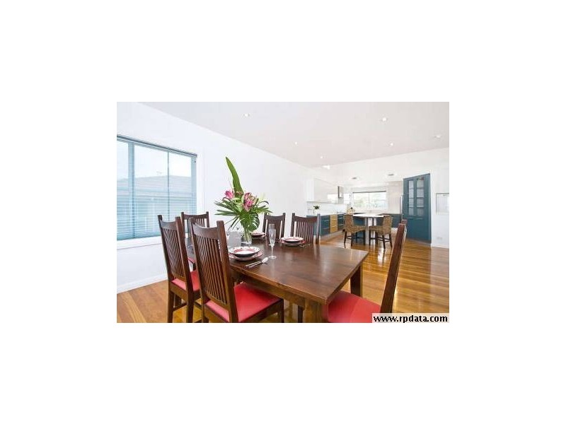 17 James Cook Parkway, Shell Cove NSW 2529