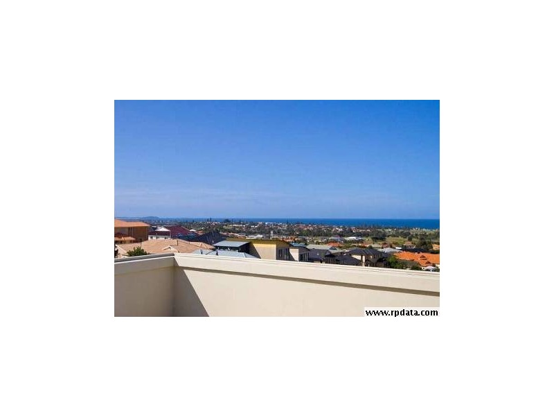 17 James Cook Parkway, Shell Cove NSW 2529