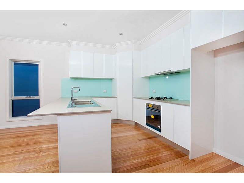 10 Beach Road, Shellharbour NSW 2529