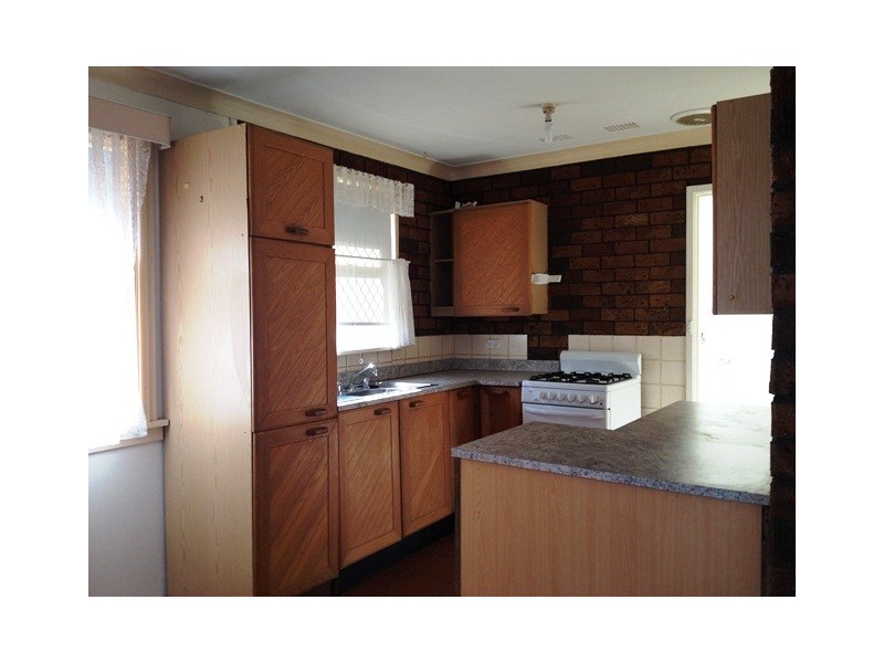 24 Martin Street, Warilla NSW 2528
