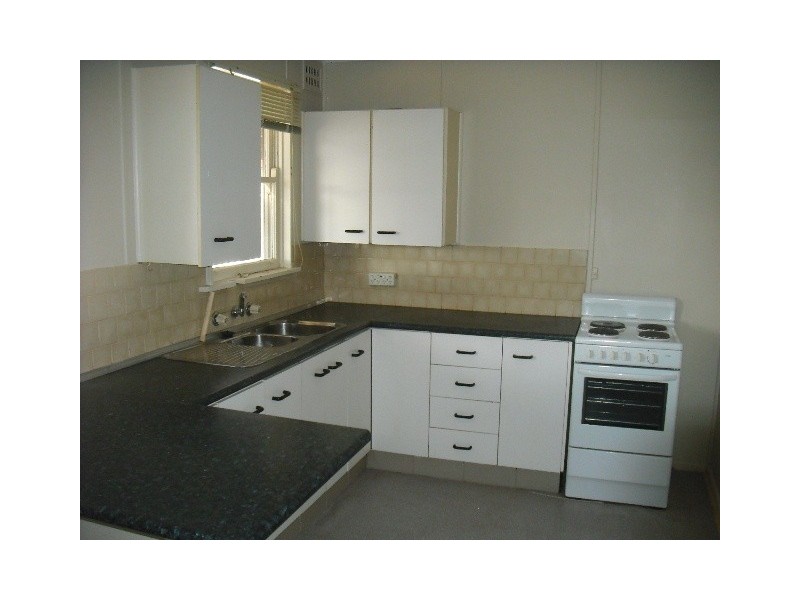 23 Beaton Street, Lake Illawarra NSW 2528