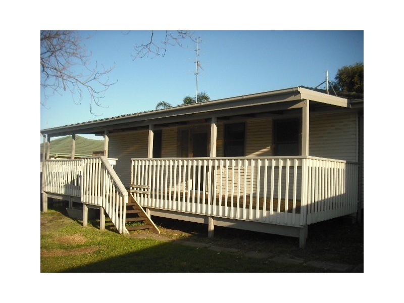 23 Beaton Street, Lake Illawarra NSW 2528