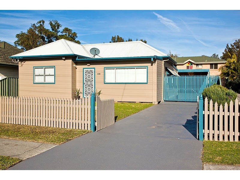 110 Koona Street, Albion Park Rail NSW 2527