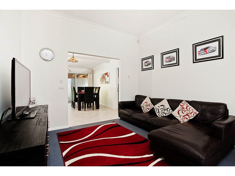 110 Koona Street, Albion Park Rail NSW 2527