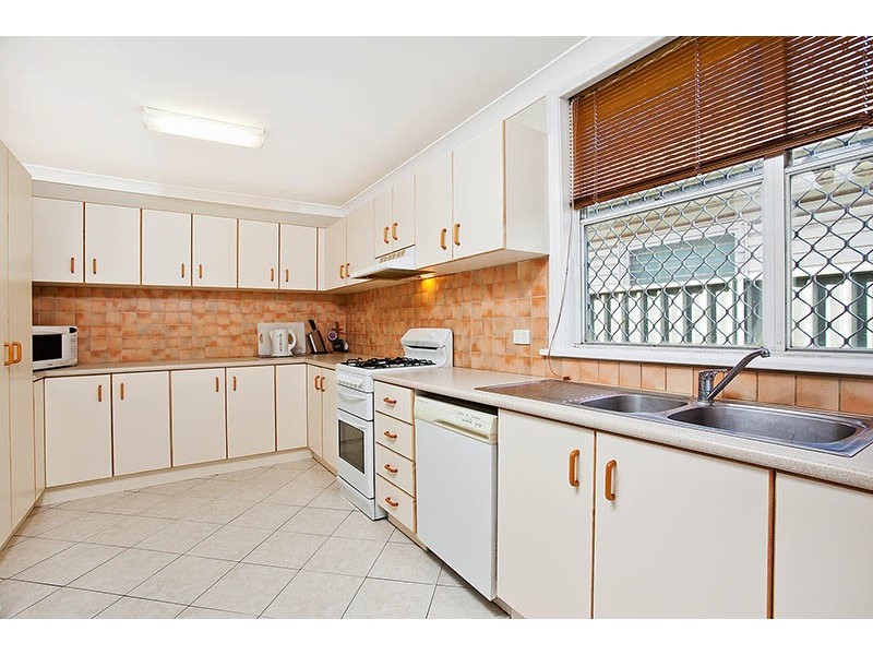 110 Koona Street, Albion Park Rail NSW 2527