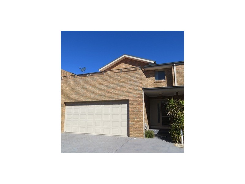 9/108 Osborne Parade, Warilla NSW 2528