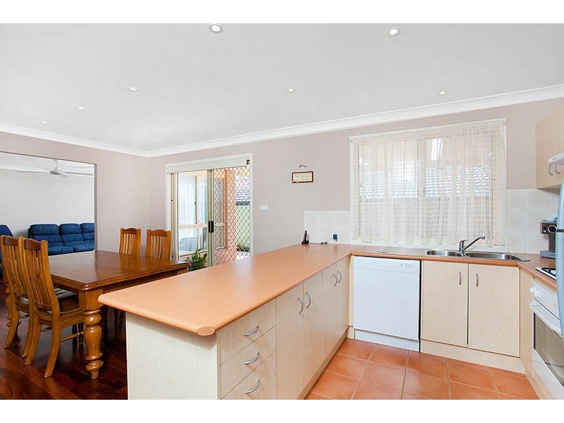 13 Springwood Street, Albion Park NSW 2527