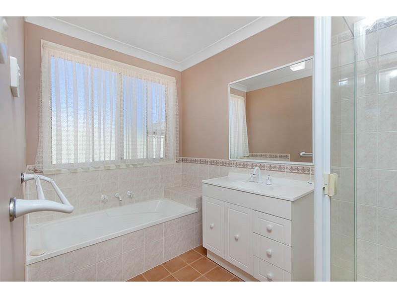 13 Springwood Street, Albion Park NSW 2527