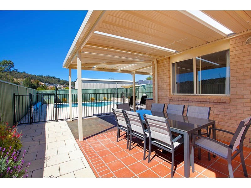 13 Springwood Street, Albion Park NSW 2527
