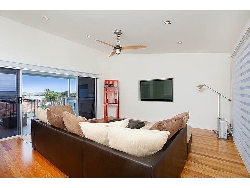 1/5a Adelaide Place, Shellharbour NSW 2529