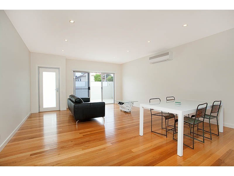 1/5a Adelaide Place, Shellharbour NSW 2529