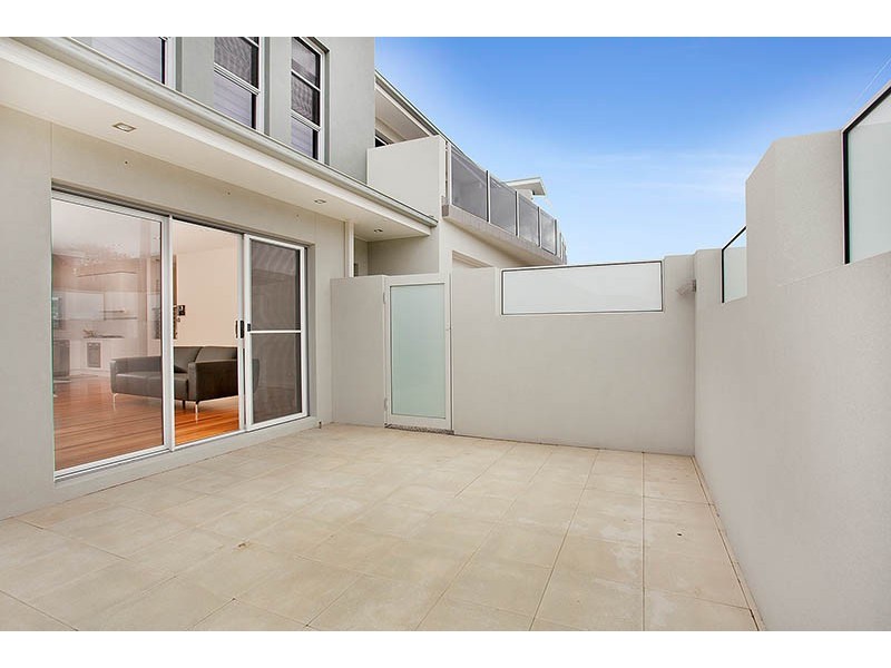 1/5a Adelaide Place, Shellharbour NSW 2529