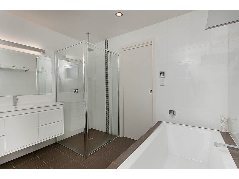 1/5a Adelaide Place, Shellharbour NSW 2529