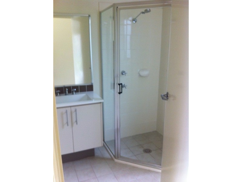 37B Lakewood Boulevarde, Flinders NSW 2529