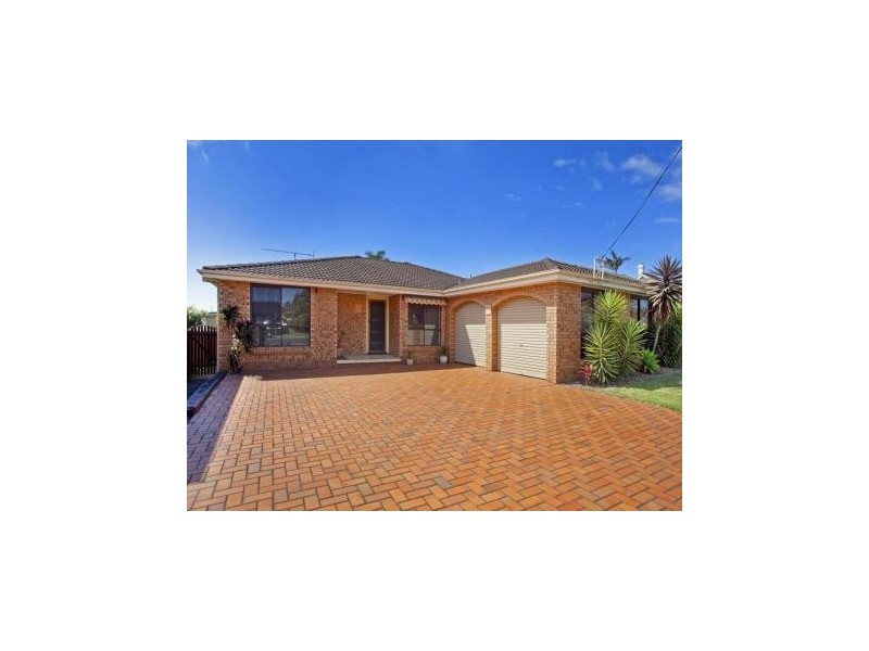 108 Riverside Drive, Kiama Downs NSW 2533