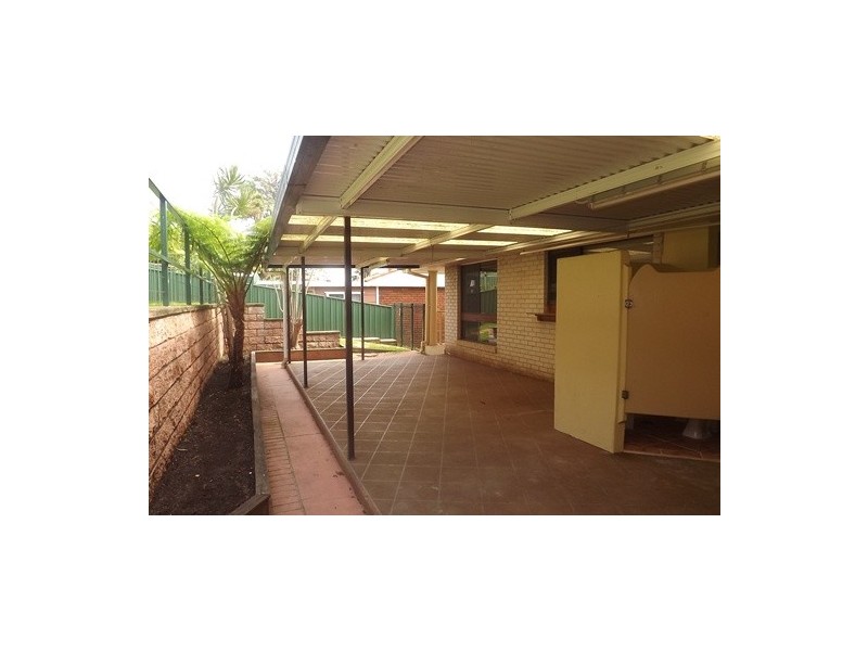 7 Porter Avenue, Mount Warrigal NSW 2528