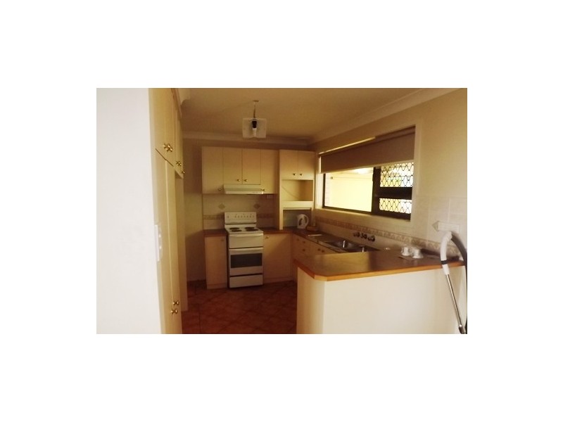 7 Porter Avenue, Mount Warrigal NSW 2528