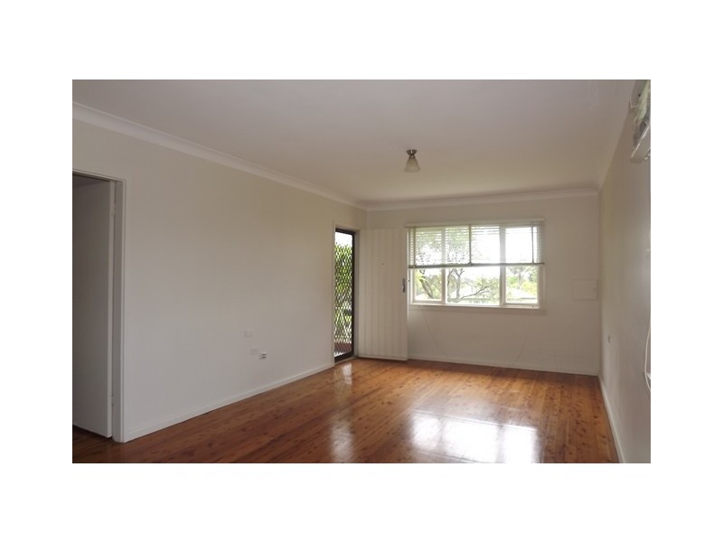 16 Beaton Street, Lake Illawarra NSW 2528