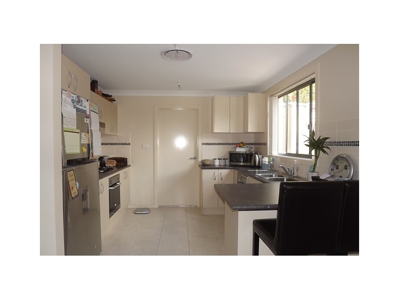 43 Moore Street, Oak Flats NSW 2529