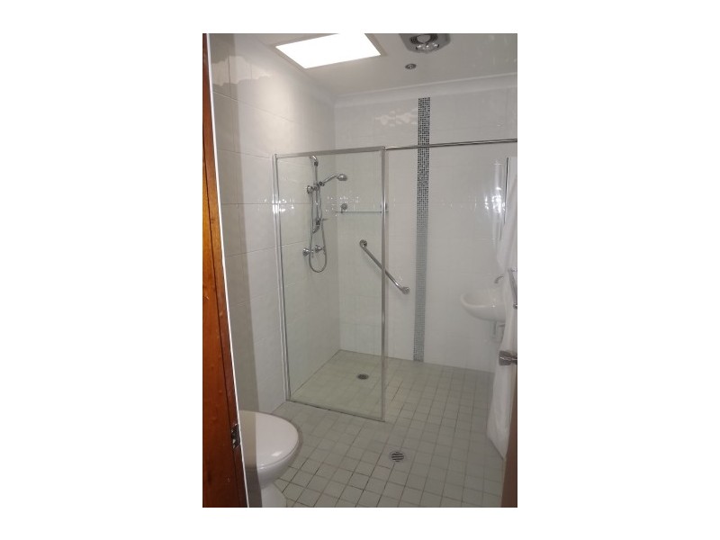 12 Fleetwood Cres, Warilla NSW 2528