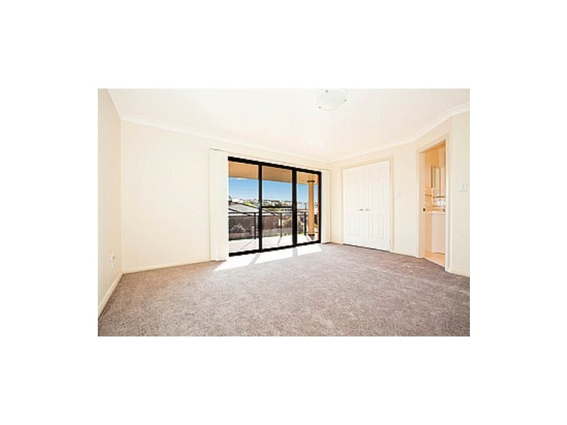 18 Rottnest Close, Shell Cove NSW 2529