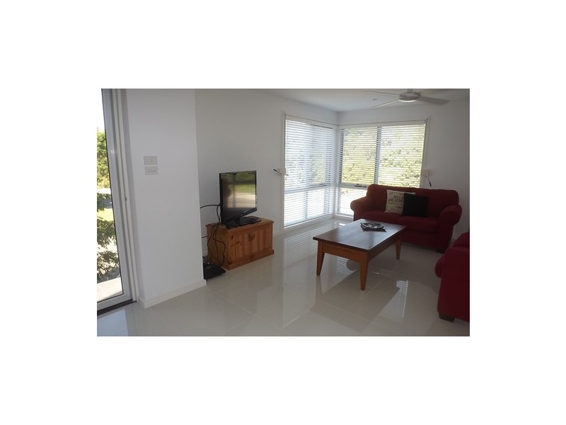 16 Jellore Street, Flinders NSW 2529