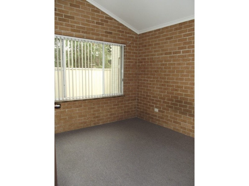 3/6a Koona Street, Albion Park Rail NSW 2527