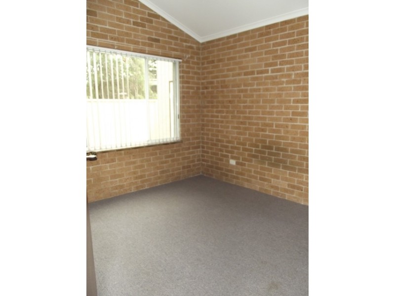 3/6a Koona Street, Albion Park Rail NSW 2527