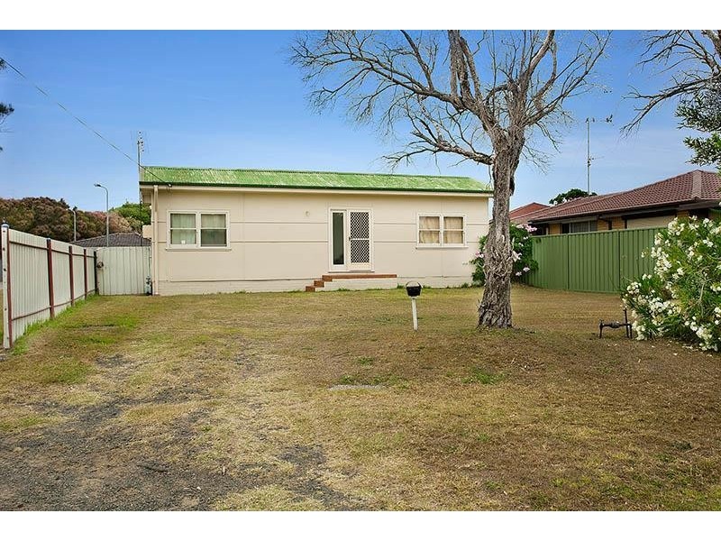 60 Stephanie Avenue, Warilla NSW 2528