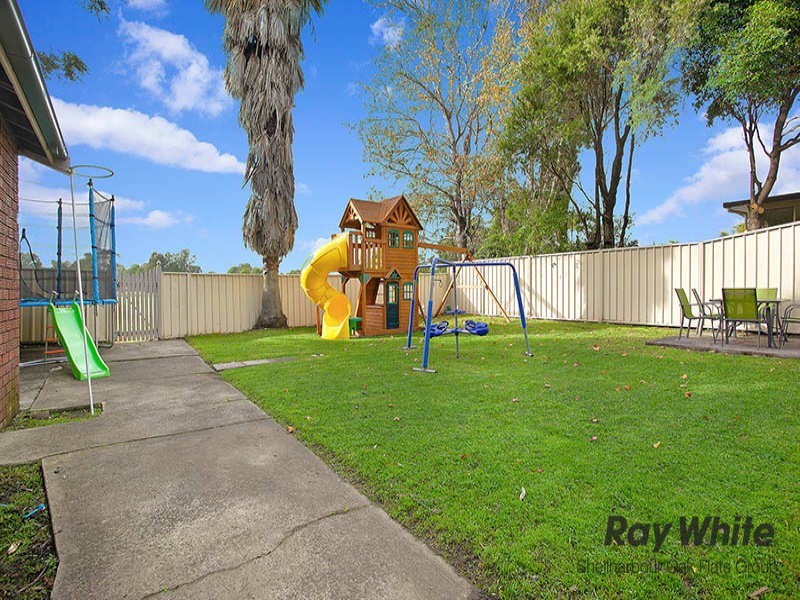 7 Ash Avenue, Albion Park Rail NSW 2527