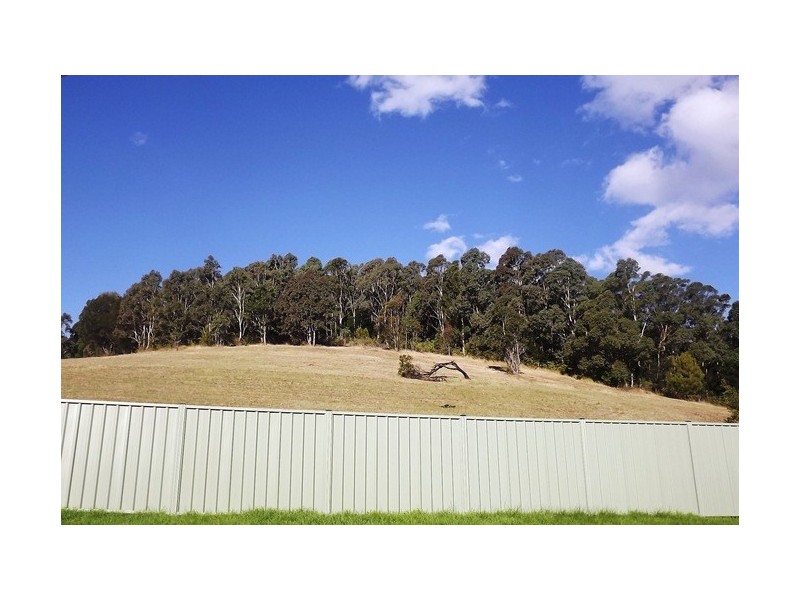 10a Clermont Crescent, Albion Park NSW 2527