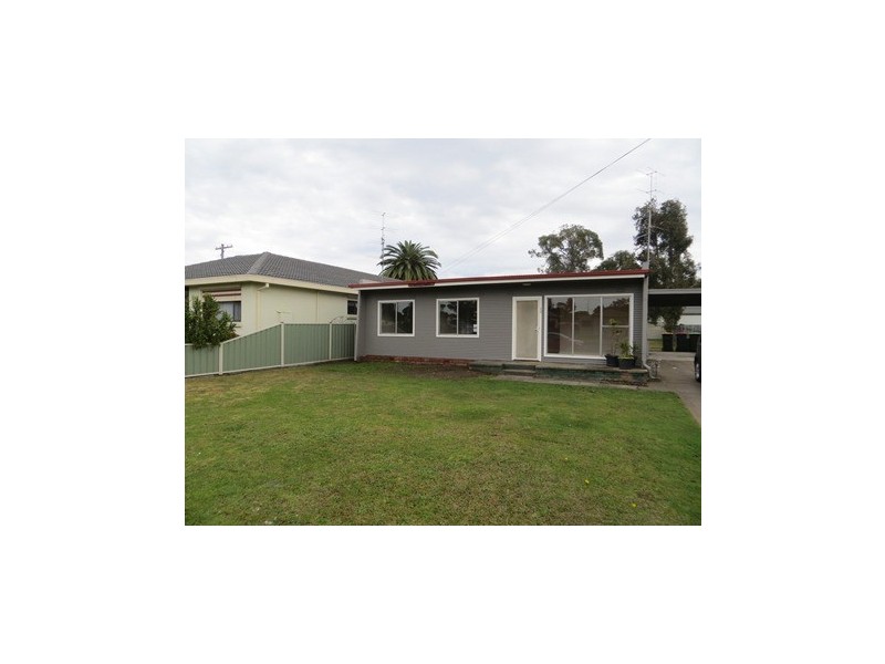 139 Central Avenue, Oak Flats NSW 2529