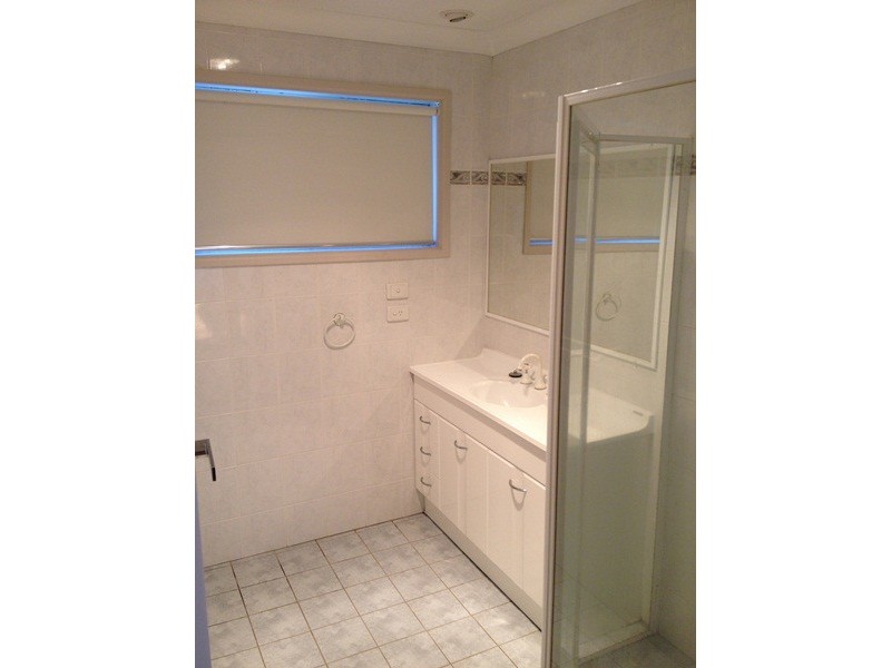 68 The Esplanade, Oak Flats NSW 2529