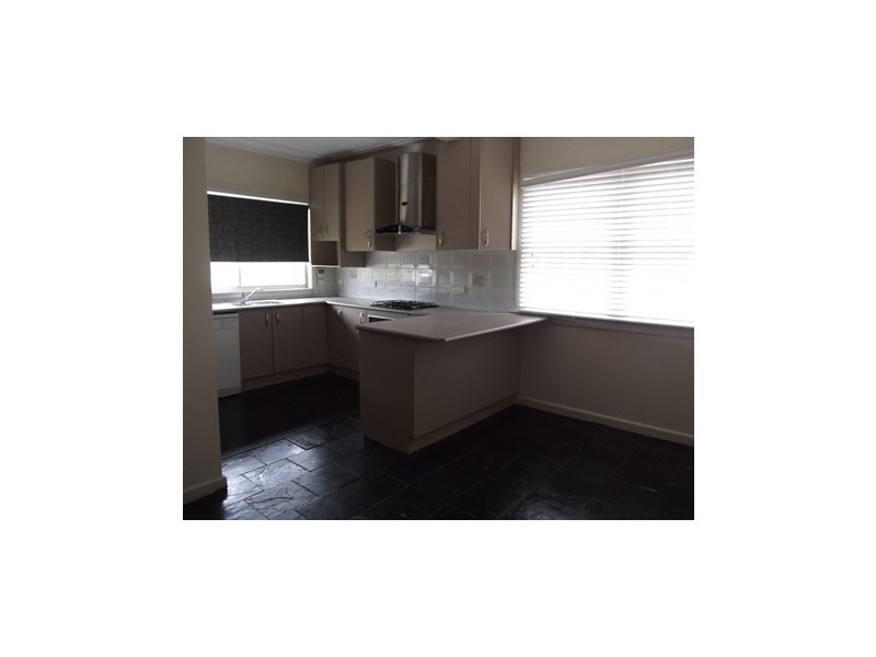 101 Reddall Pde, Lake Illawarra NSW 2528