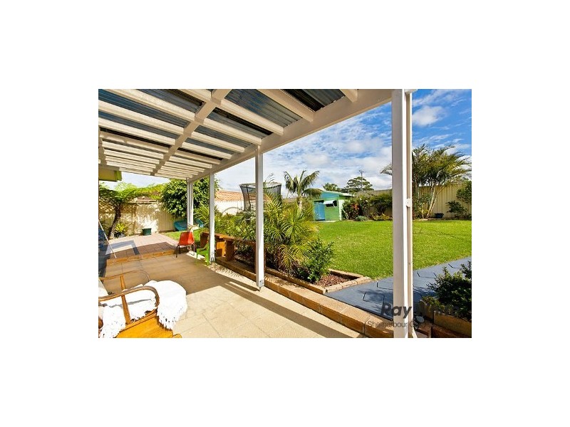 15B Landy Drive, Mount Warrigal NSW 2528