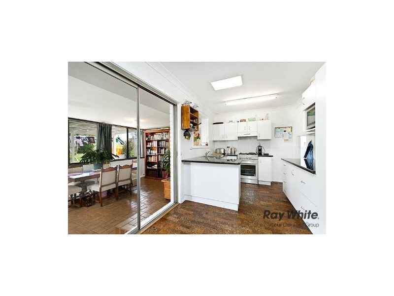 15B Landy Drive, Mount Warrigal NSW 2528