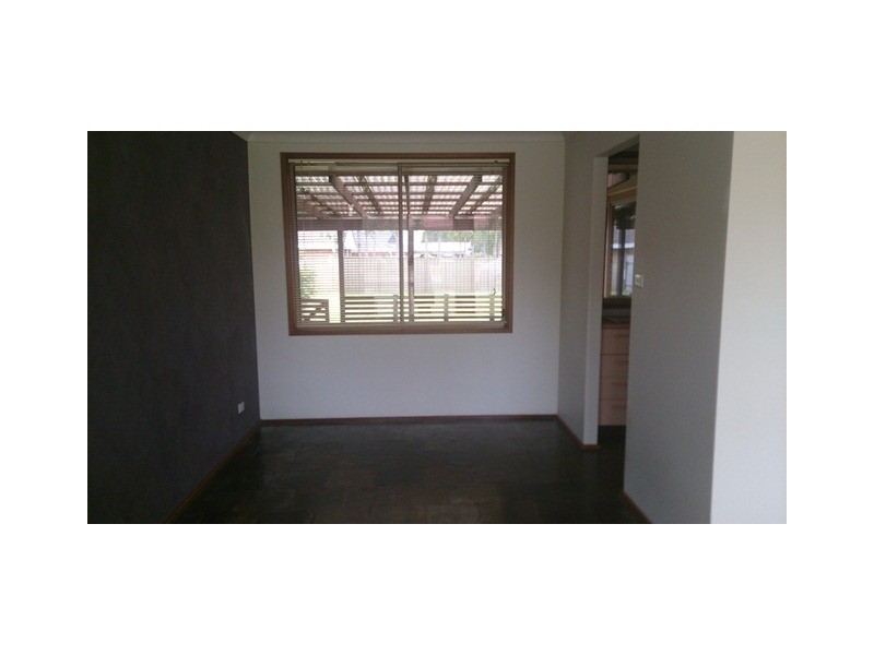 19 Smith Street, Albion Park NSW 2527