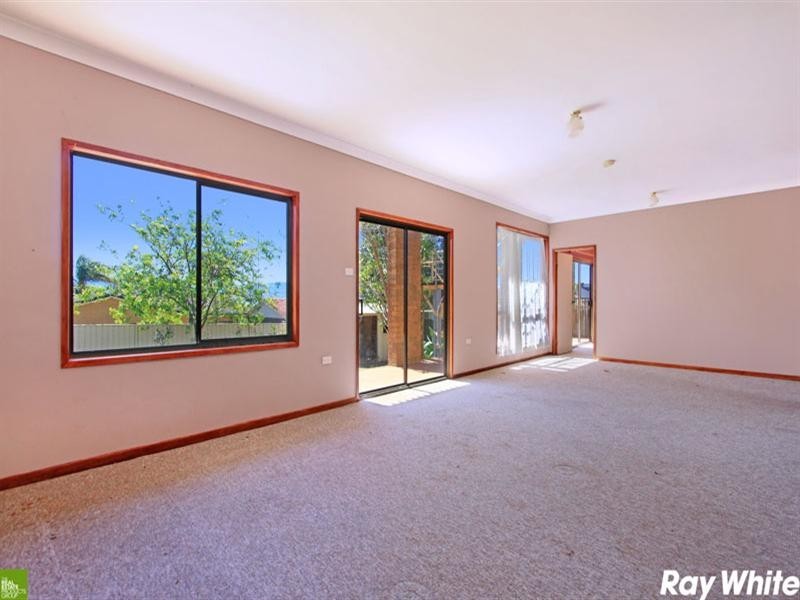 12 Goolagong Circuit, Mount Warrigal NSW 2528