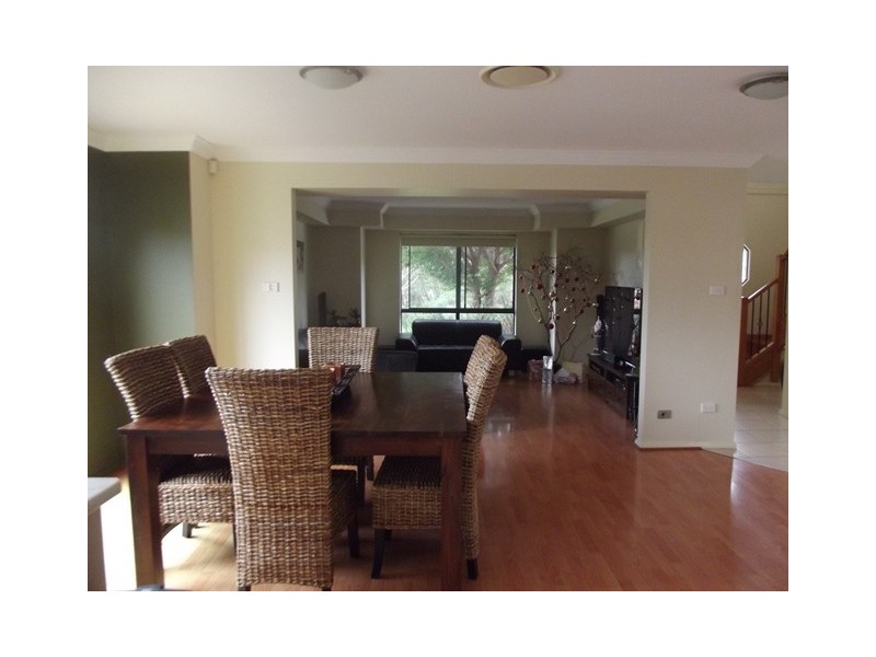 37 Campaspe Circuit, Albion Park NSW 2527