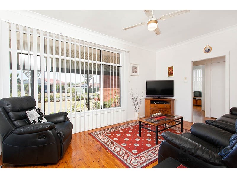 32 Kurrajong Street, Windang NSW 2528