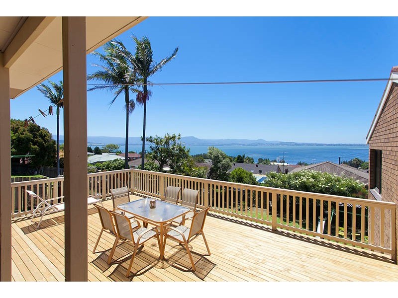 60 Porter Avenue, Mount Warrigal NSW 2528