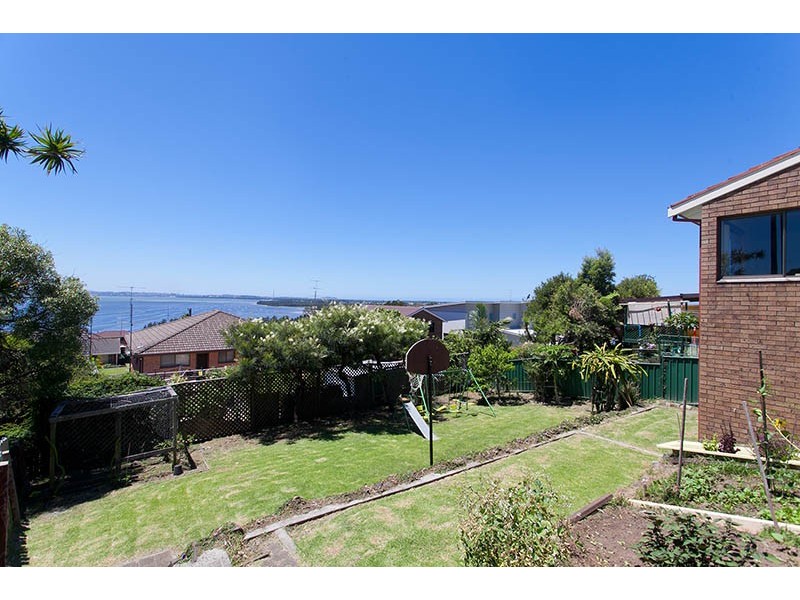 60 Porter Avenue, Mount Warrigal NSW 2528