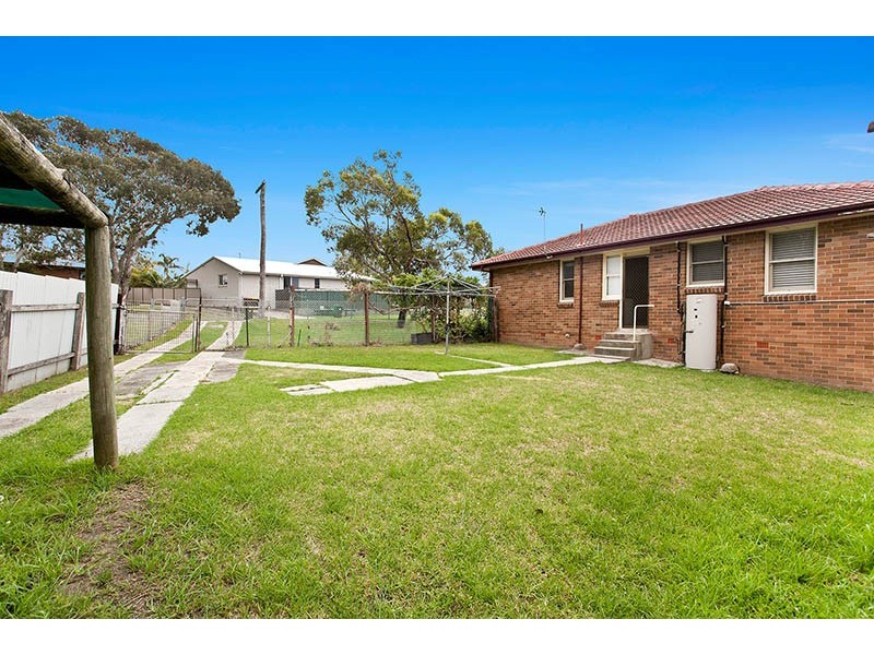 19 Sophia Street, Shellharbour NSW 2529