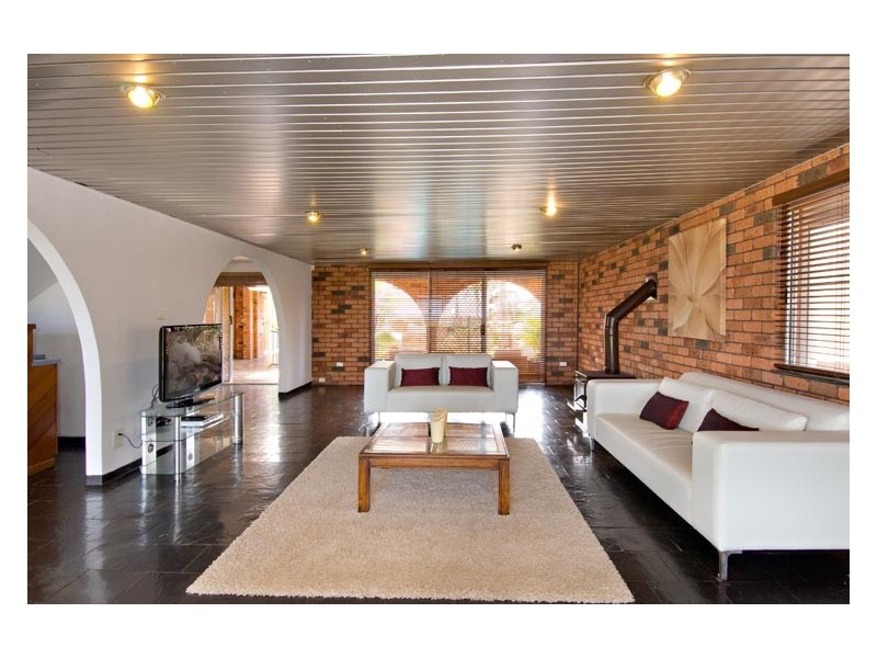 31 Junction Road, Barrack Point NSW 2528