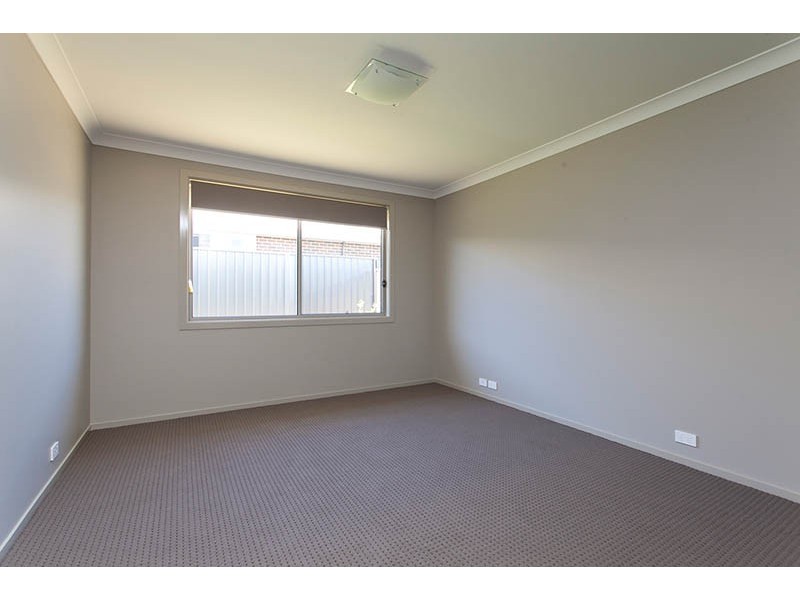 13 Seymour Road, Flinders NSW 2529