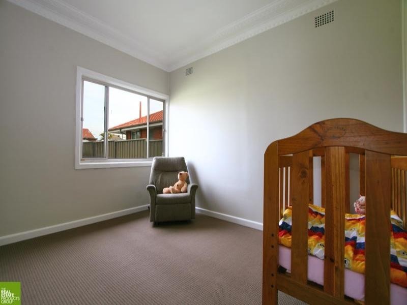 47 Veronica Street, Warilla NSW 2528