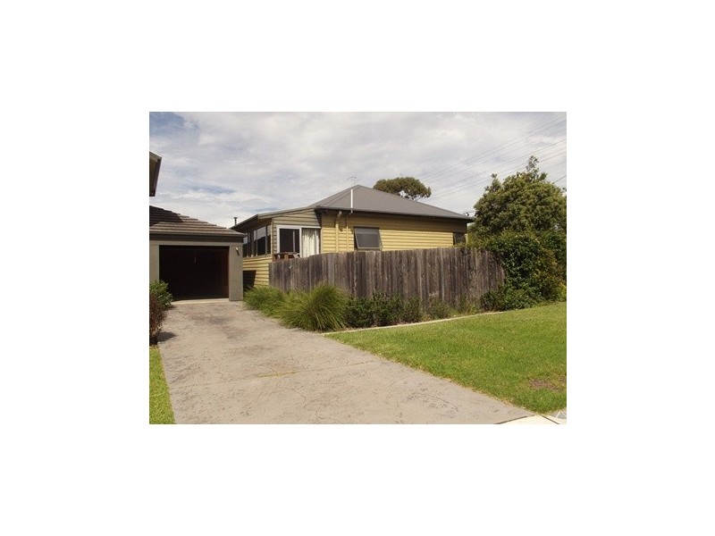 81 Koona Street, Albion Park Rail NSW 2527