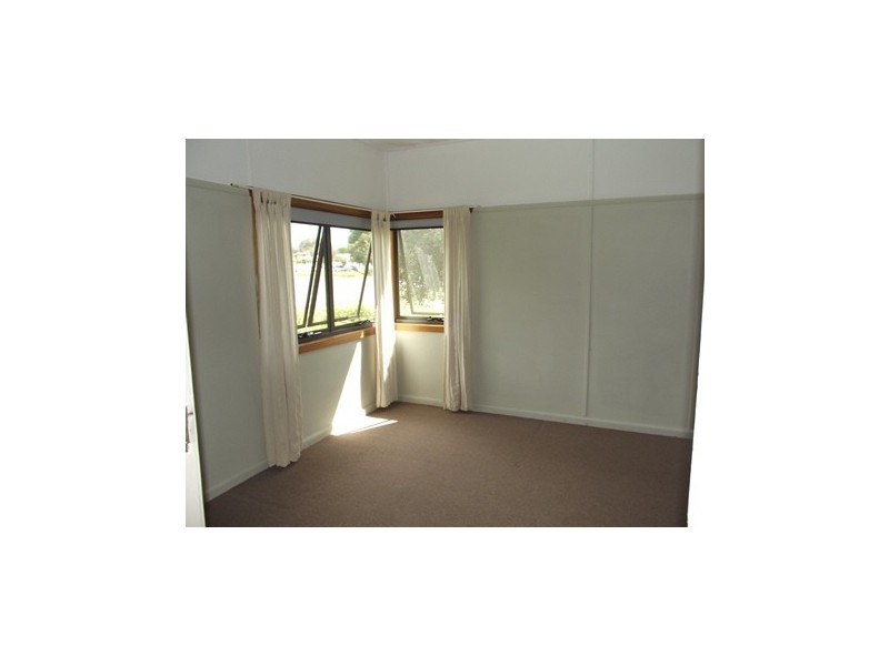 81 Koona Street, Albion Park Rail NSW 2527