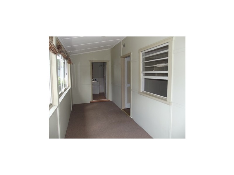 81 Koona Street, Albion Park Rail NSW 2527