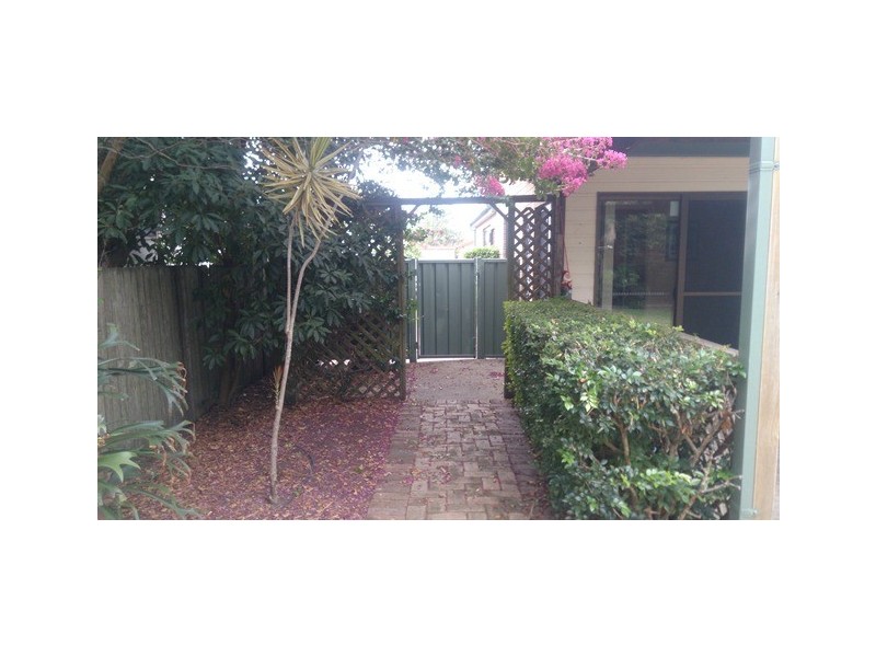 22 Boollwaroo Parade, Shellharbour NSW 2529